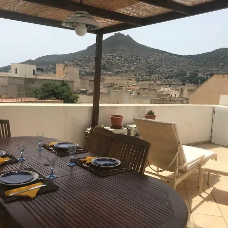 La Terrazza Di Ligny فافينانا